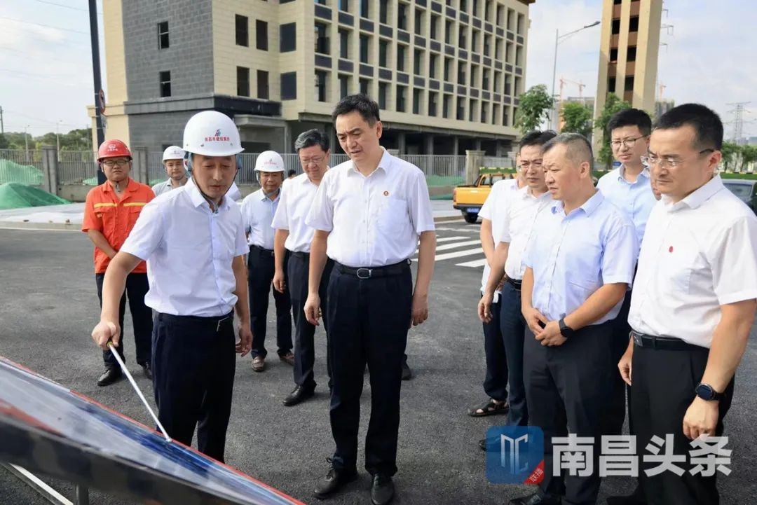 李红军专题调研青山湖西岸片区开发建设情况